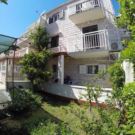 Apartmani Tanja Bol Ngoại thất bức ảnh