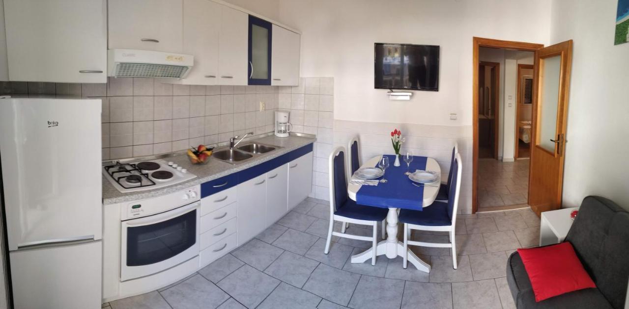 Apartmani Tanja Bol Ngoại thất bức ảnh