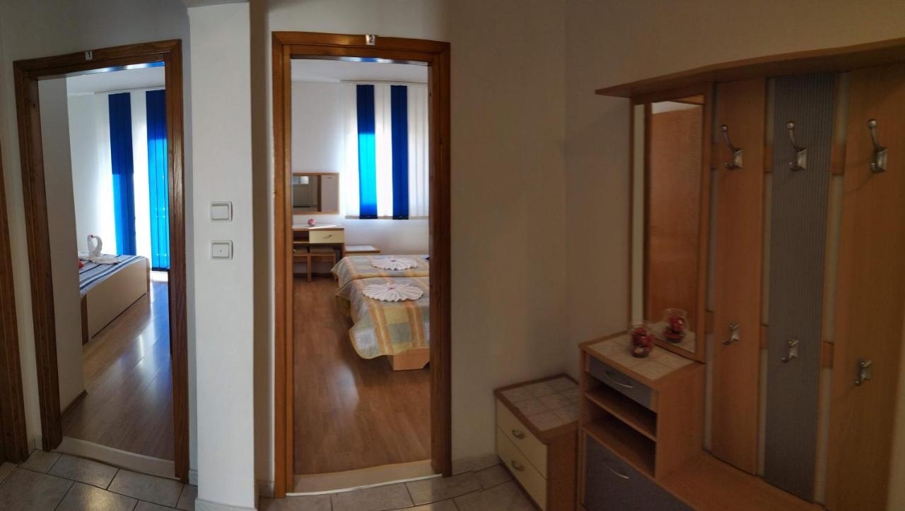 Apartmani Tanja Bol Ngoại thất bức ảnh